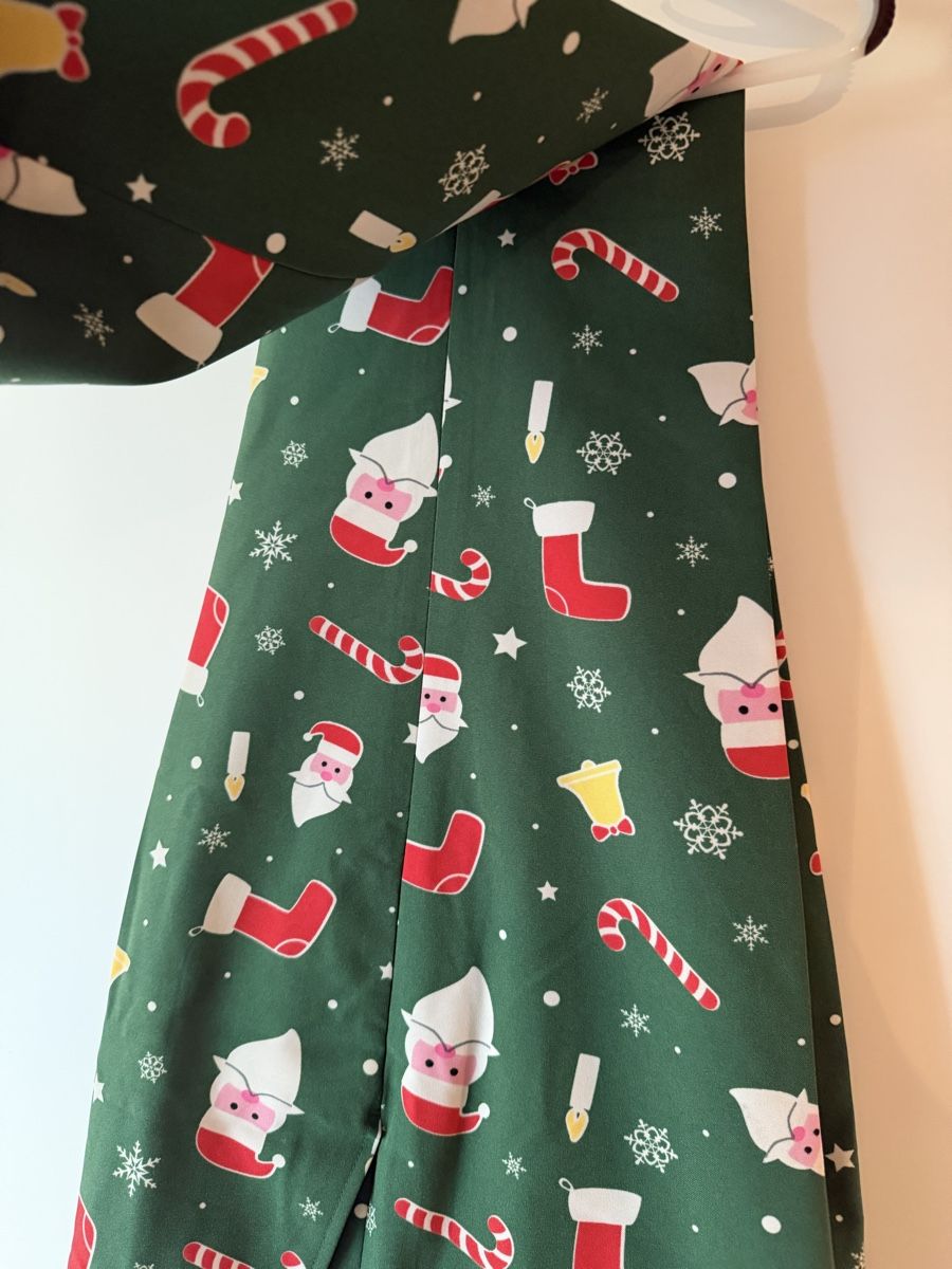 Oppo Anzüge: OppoSuits Anzug Grösse EU52, Weihnachtsmuster – Gebraucht aus Küsnacht ZH von ToddyGinger 7