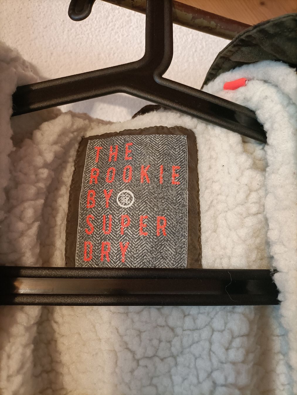 Superdry Giacche: Superdry Winterjacke, Grösse S – Nuovo (secondo la descrizione) da St. Gallen venduto da jan_ccx7 3