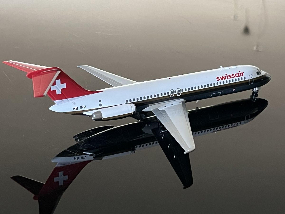 Swissair Kit di modellismo & Modellini statici: DC-9-32. SWISSAIR. Inflight 200 – Nuovo (secondo la descrizione) da Rombach venduto da wal_xxr7 1