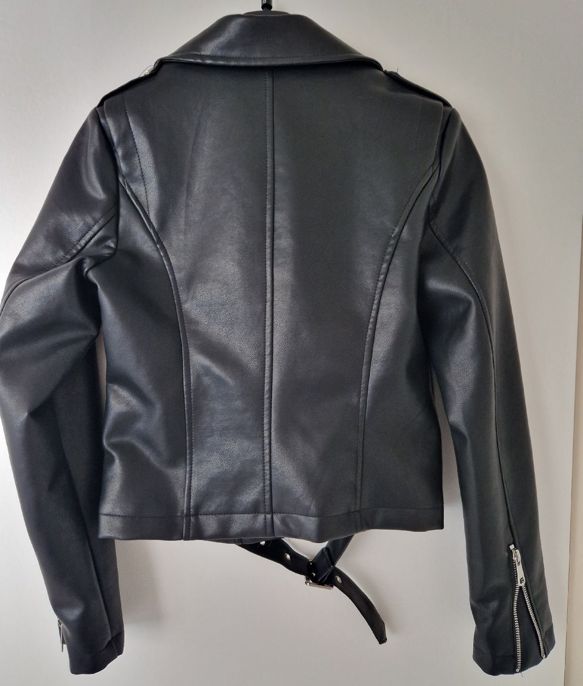 Giacche: VESTE EN SIMIL CUIR – Nuovo e nell'imballaggio originale da Camorino venduto da JPHANDMADE1 3