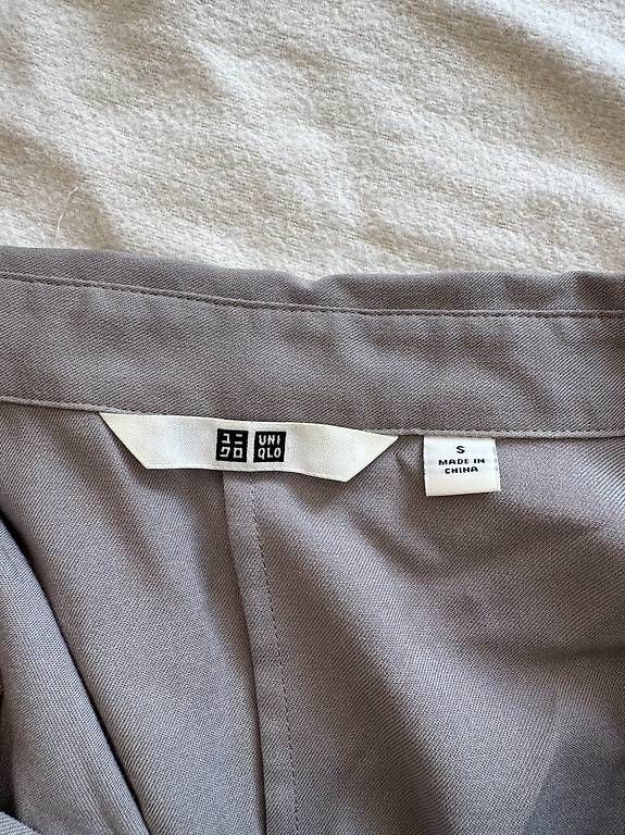 Camicette: UNIQLO Kurzarmbluse - Gr. S - Taupe – Usato da Effretikon venduto da alicebrunner 2