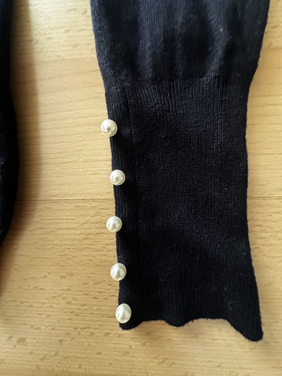 Zara Maglioni & Felpe: Rollkragenpullover mit Perlen am Ärmel, Zara, S – Nuovo (secondo la descrizione) da Lampenberg venduto da Graziella_ 1