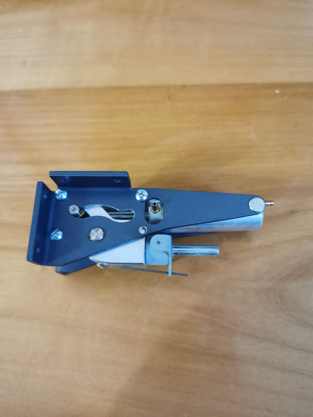Modellismo RC: Robart front retract – Nuovo e nell'imballaggio originale da La Tour-de-Peilz venduto da Specter228 3