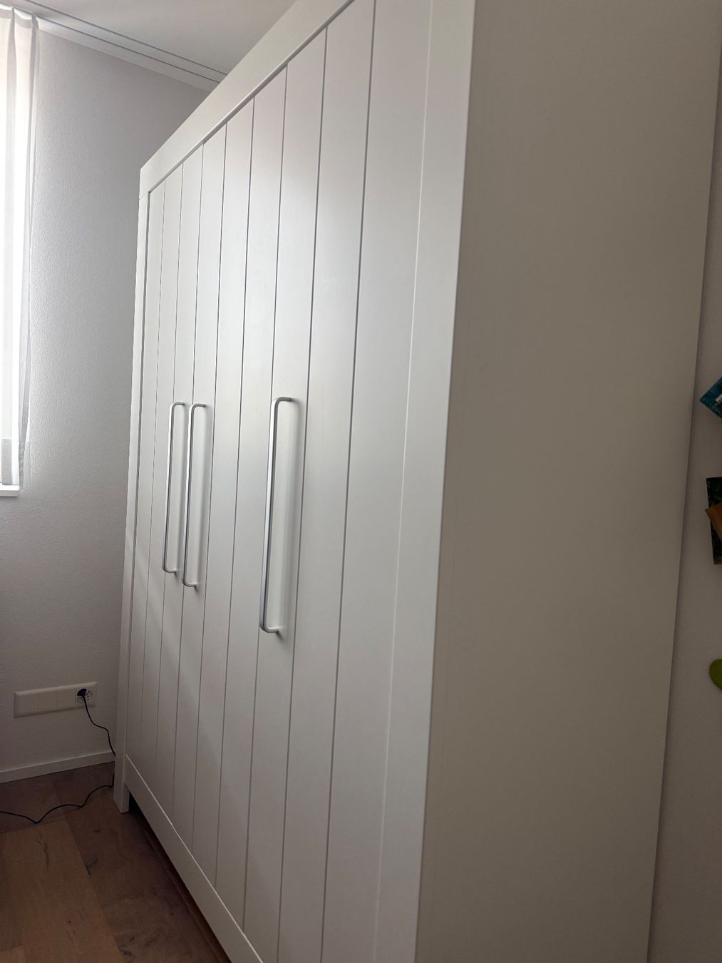 Armadi: Kleiderschrank Weiss 3-tuerig – Usato da Jona venduto da Anastasia82 1