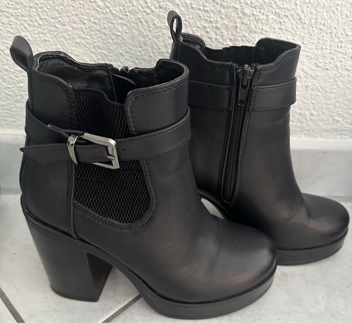 Scarpe da donna: Stiefeletten 36 – Nuovo (secondo la descrizione) da Luzern venduto da CocoLoco82
