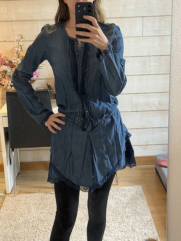 Kleider: Denim dress – Gebraucht aus Pully von vik_2mrb