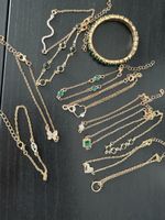 12 Elegante Armbänder Set Neuwertig!