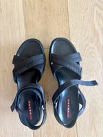 Prada Sandalen schwarz mit Plateausohle 