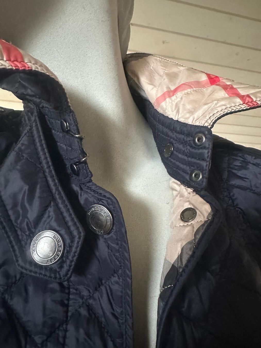 Burberry Giacche: Steppjacke von BURBERRY – Usato da Neuhausen venduto da Lechasseur 9