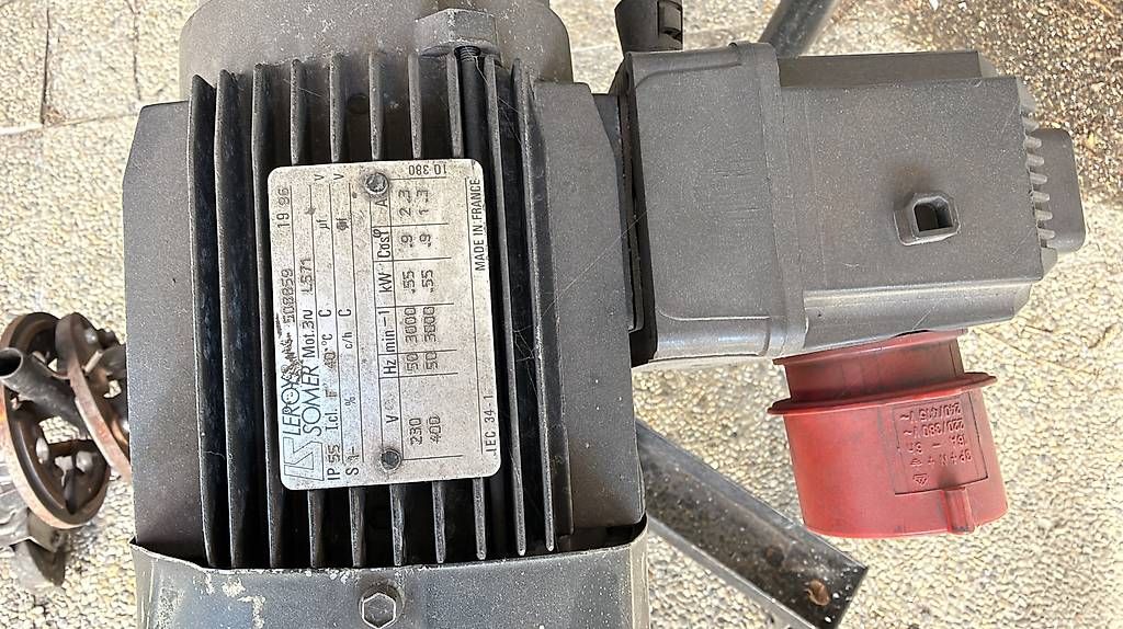 Tutte le macchine: Bremsscheiben Abdrehmaschiene – Usato da Bonaduz venduto da A13_Automobile 3