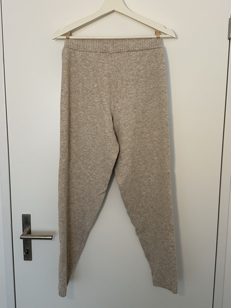 H&M Lotti di vestiti: H&M Lounge Set, Grösse S Damen – Usato da Luzern venduto da linnblake 2