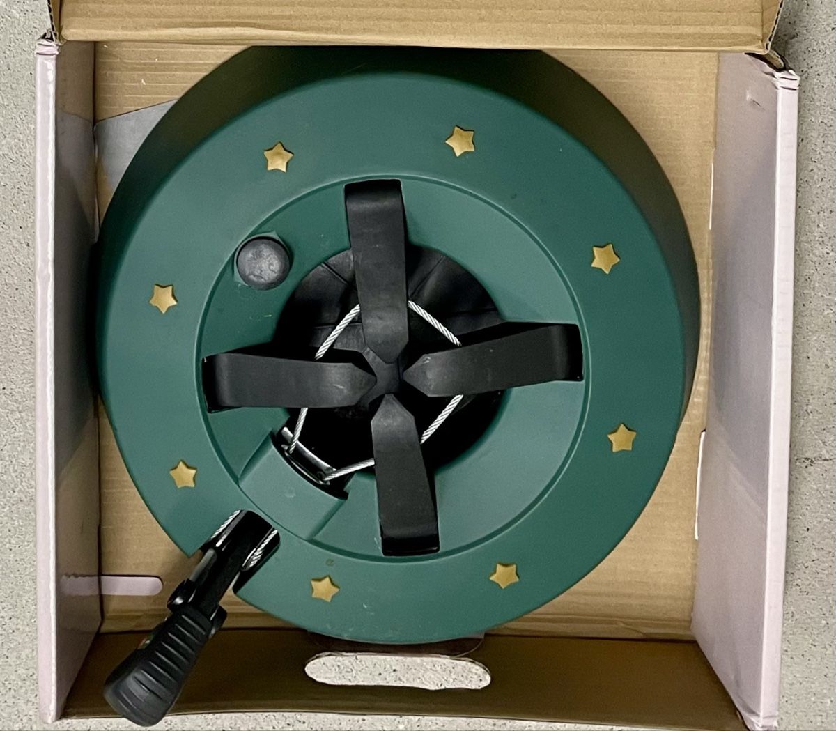 Basi per albero di Natale: Weihnachtsbaumständer mit Fusshebeltechnik & Wassertank toom – Nuovo (secondo la descrizione) da Adliswil venduto da NT15 1