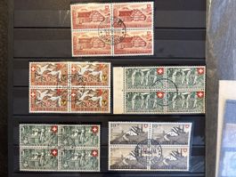 Timbres Suisse Lot 4 Blocs Villes et Sports 1917 1946
