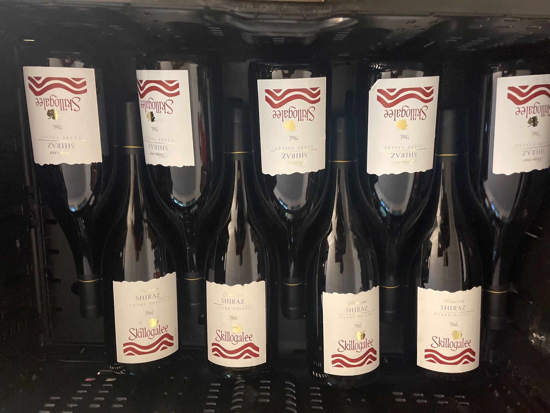 Vino: 9 Flaschen Skillogalee Shiraz 2002 Clare Valley – Usato da Hölstein venduto da kolumbus1964