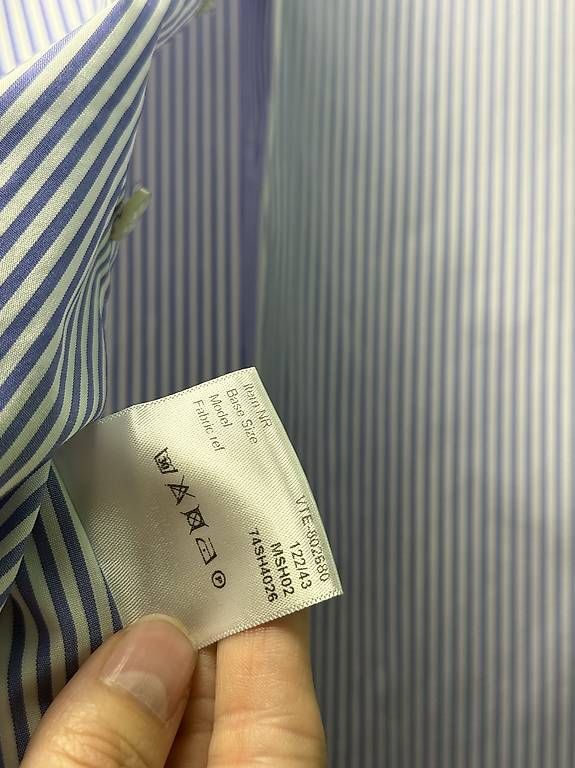 Hemden: Hemd blau/weiss gestreift – Gebraucht aus Schaffhausen von Jan_11 1