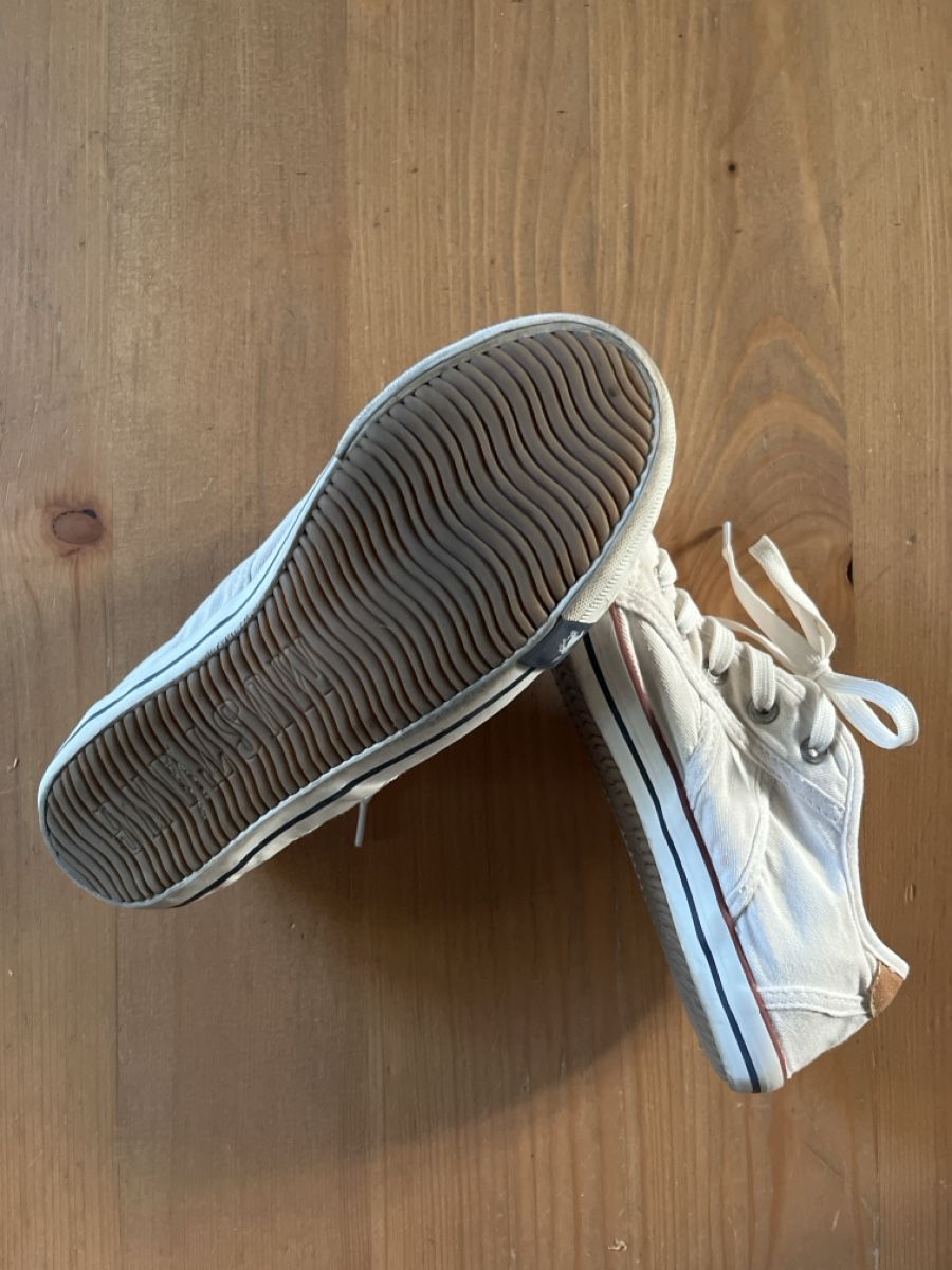 Mustang Scarpe da uomo: Mustang Turnschuhe weiss Grösse 39 – Usato da Emmen venduto da Sabinezundel 1