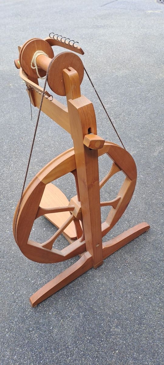 Spinnräder: Spinnrad – Gebraucht aus Ittigen von sel_fm7s 1
