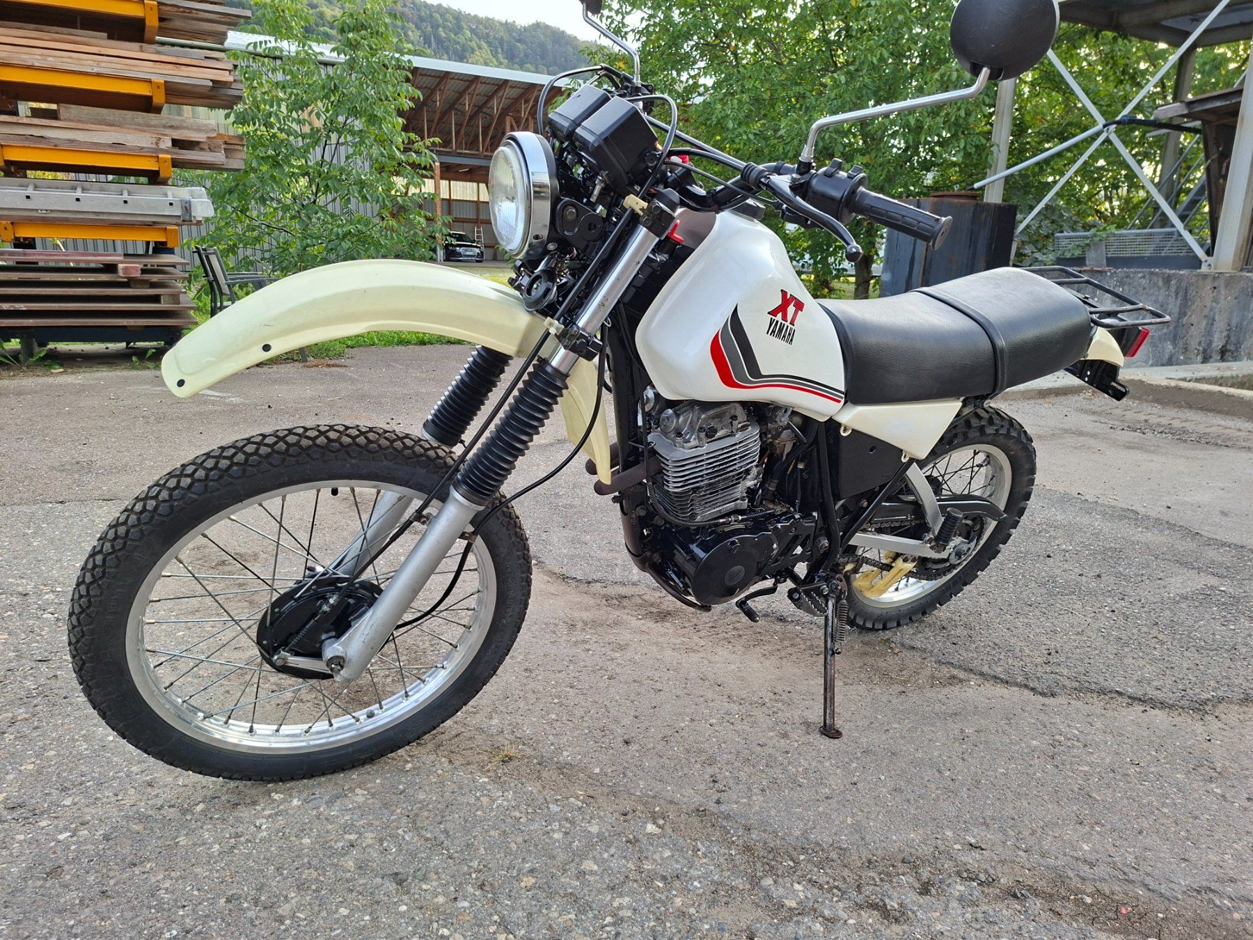 Yamaha Enduro: Motorrad Yamaha XT 550 – Usato da Fehren venduto da chilijaggi 4