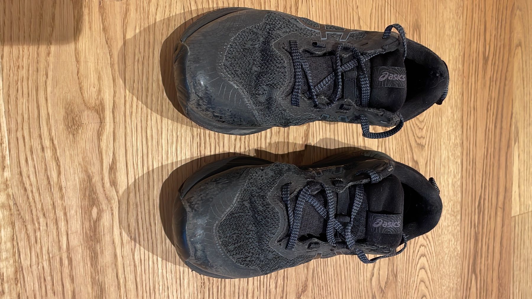 Asics Chaussures garçon: ASICS waterproof shoes for kids – D'occasion à Zürich par yan_h6r5 1