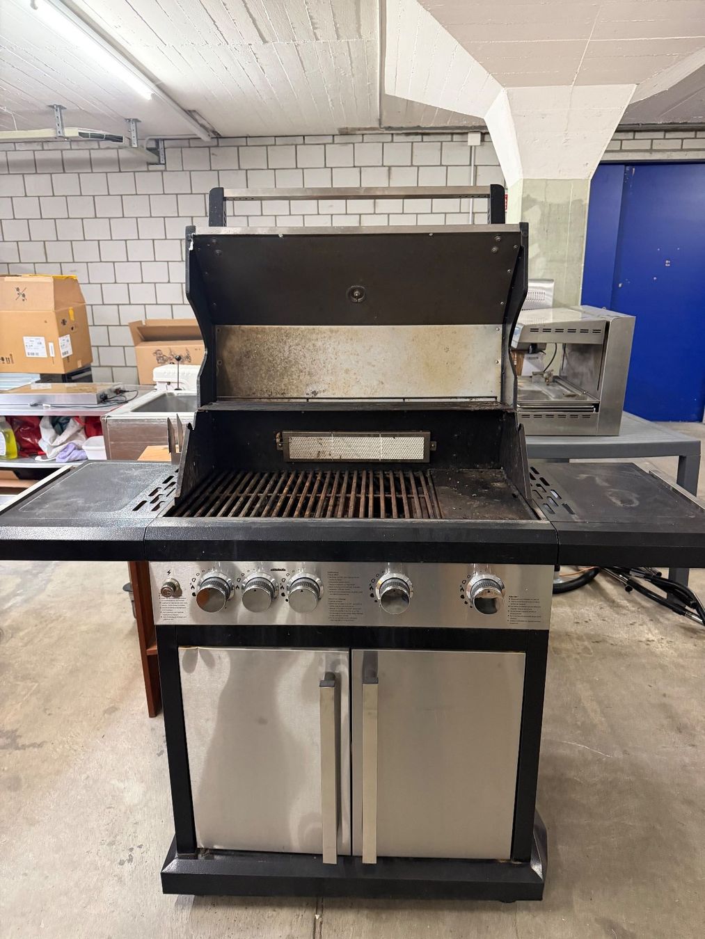 Grills: Gasgrill Gastro von Fust – Gebraucht aus Dietikon von dia_xjk6 1