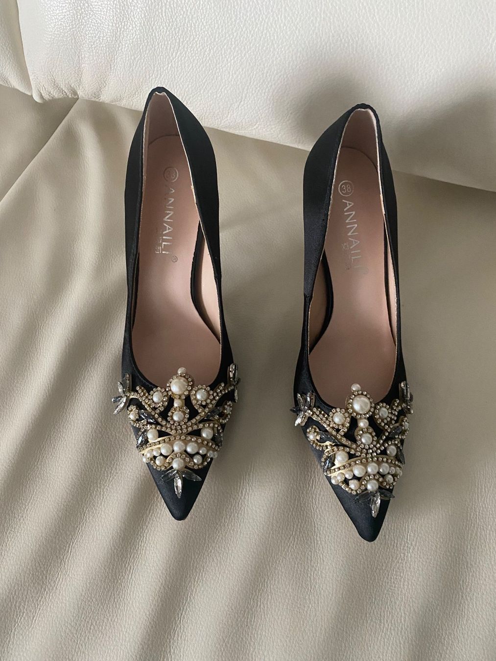Damenschuhe: edle/stylische High Heels mit Perlen, 38 – Neu und originalverpackt aus Winkel von ferrari2022 2