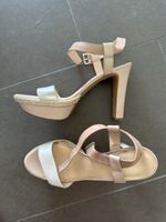 Sandale Charles & Keith Grösse 39 Plateau Absatz Used