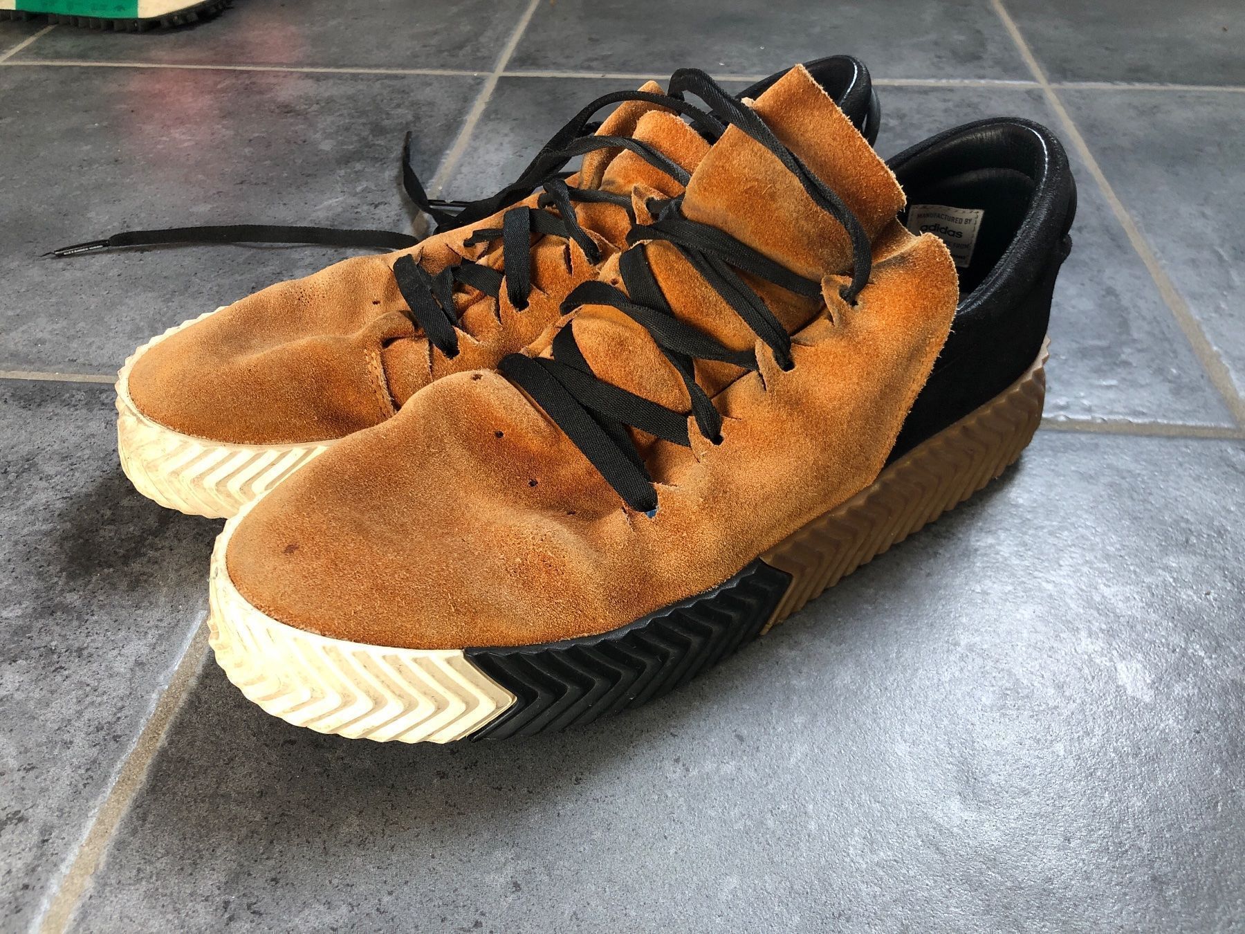 Adidas Scarpe da uomo: Alexander Wang Adidas Sneaker – Usato da Walkringen venduto da buetzu08