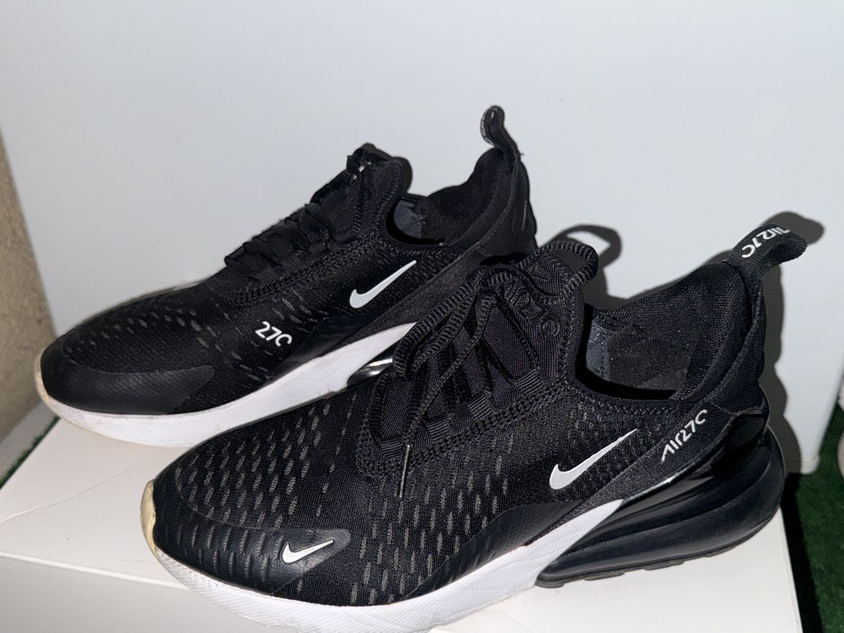 Nike Herrenschuhe:  Nike Air Max 270 Gr. 39 – Neu (gemäss Beschreibung) aus Schlieren von kle_dis 1
