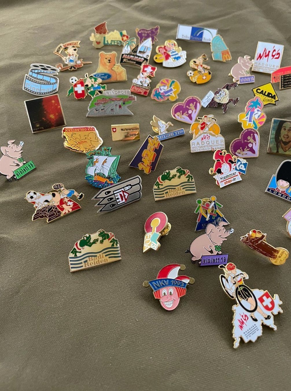 Placchette & Badge: diverse Pins – Usato da Dagmersellen venduto da Arcticsnow2017 9