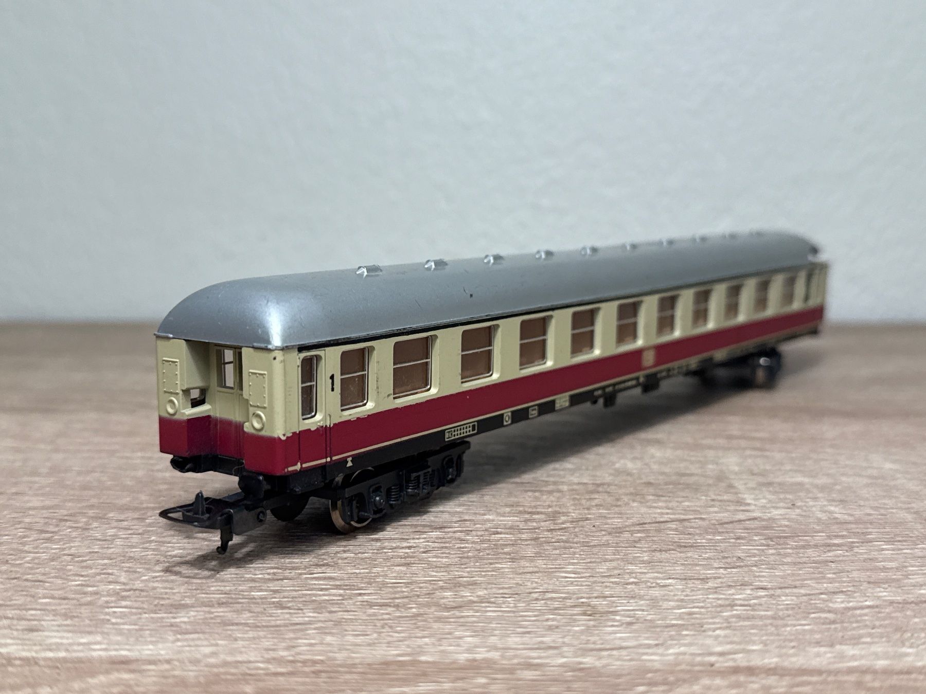 Lima Modelleisenbahnen: Lima Personenwagen DB (231) – Gebraucht aus St-Aubin-Sauges von tantome 2