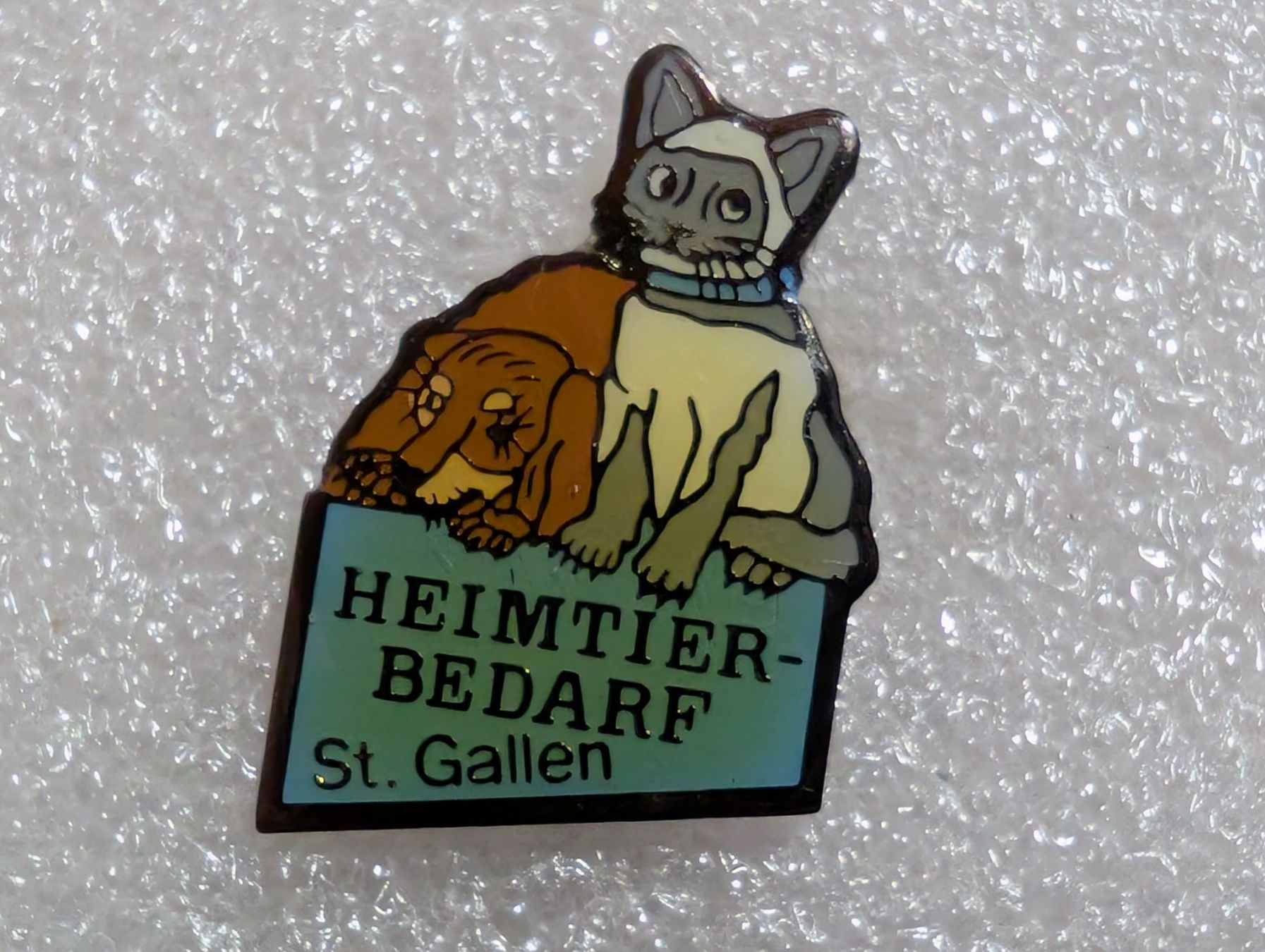 Placchette & Badge: Ansteckpin 244: Heimtierbedarf St. Gallen – Usato da Oppligen venduto da Pin-Fall-Shop