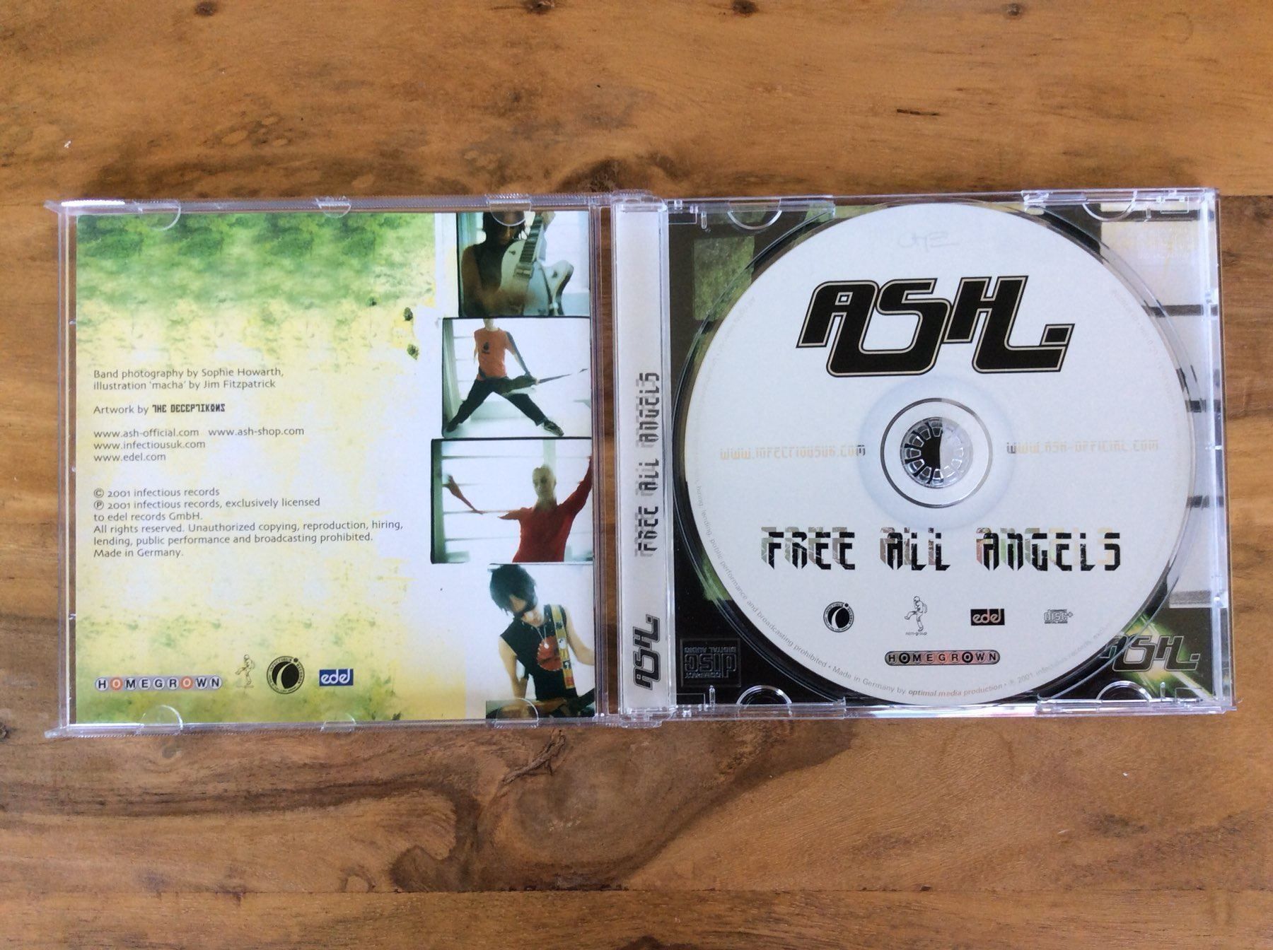 CD: CD  Ash – Free All Angels – Usato da Horgen venduto da flyingpenguin2000 1