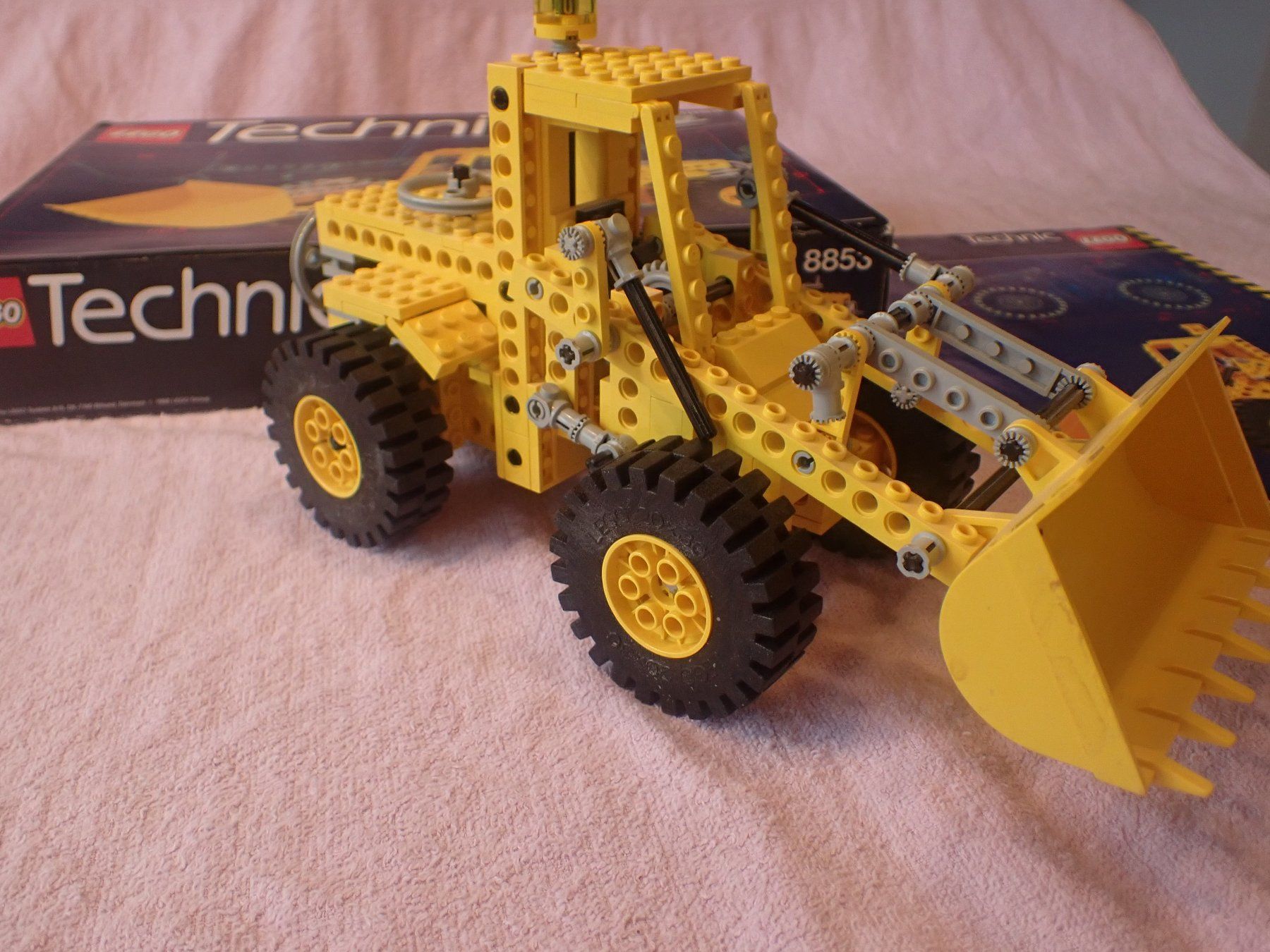 Lego Kit di costruzioni: LEGO Technic 8853 - Schaufelradlader mit original Karton – Usato da Geroldswil venduto da boy5toy 7