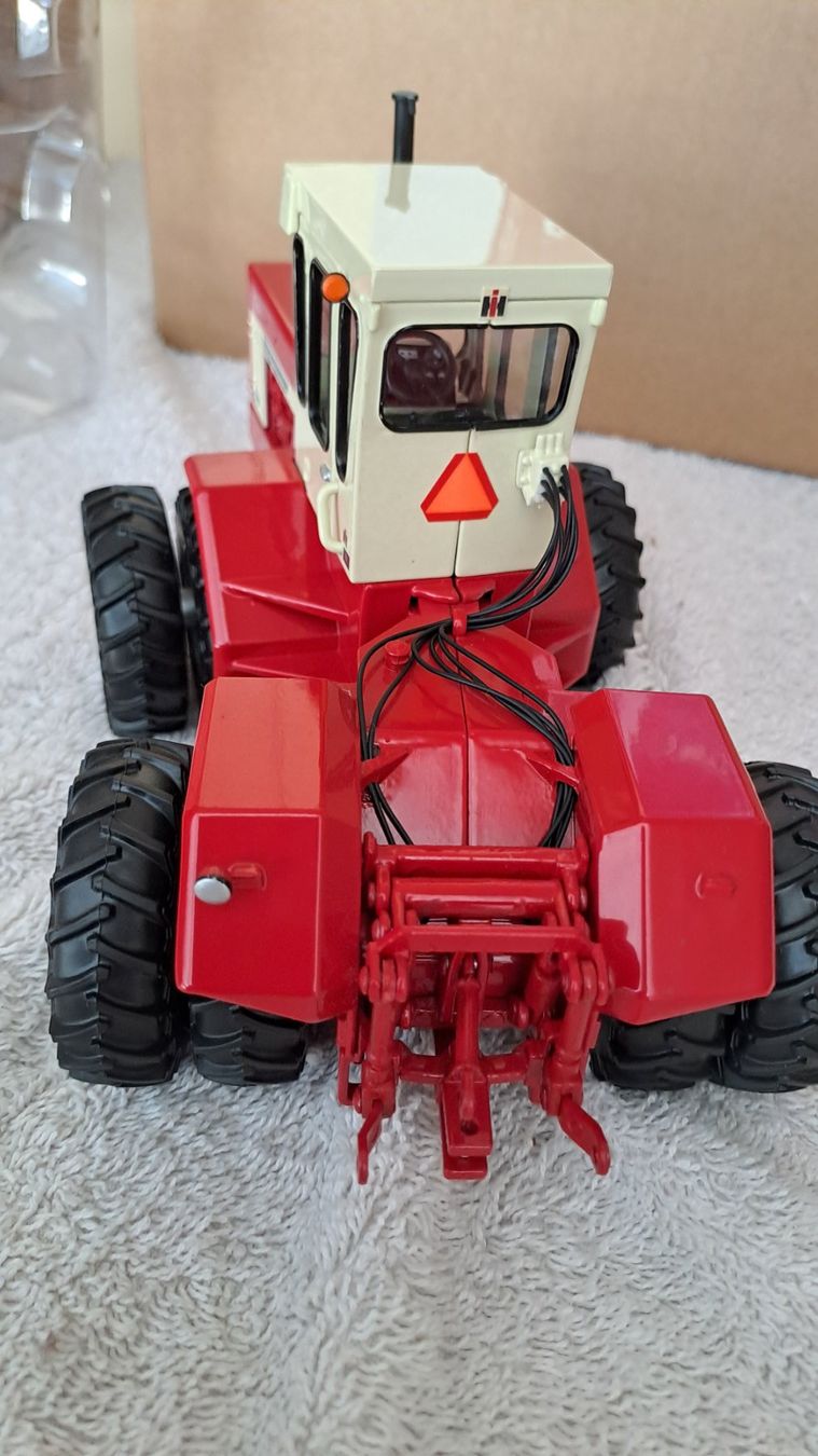Modellbausätze & Standmodelle: International Harvester 4366 Toy Farmer Traktor – Gebraucht aus Winterthur von Riebeli333 7