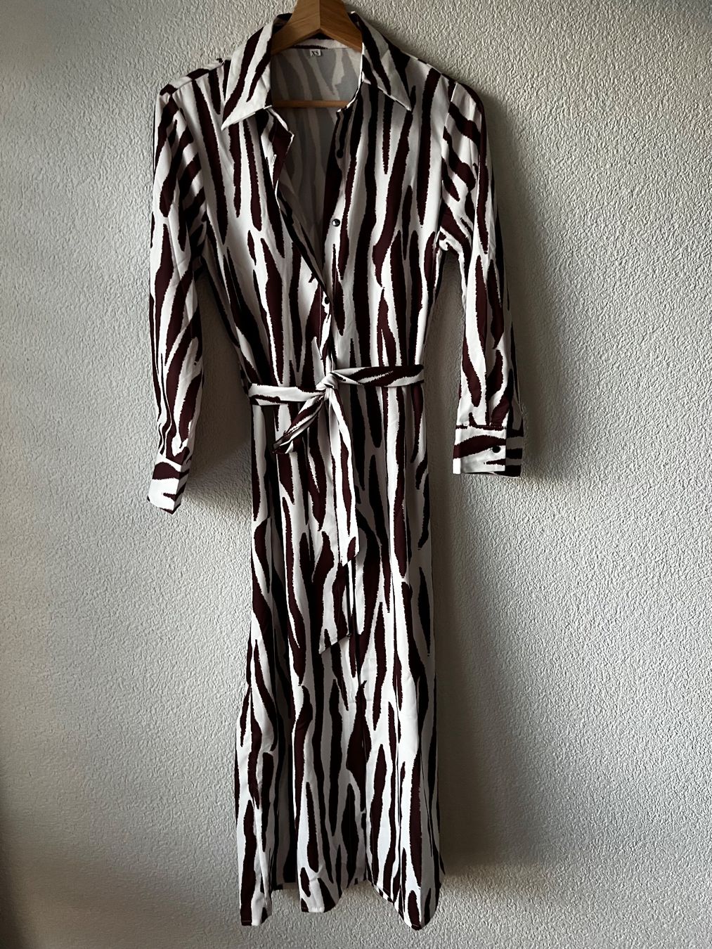 Vestiti: Robe d’été print zebra – Nuovo (secondo la descrizione) da Bulle venduto da Ecnand
