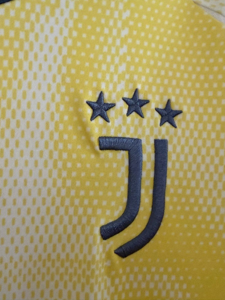 Adidas Canottiere & Pantaloni: Maillot JUVENTUS  – Usato da Thônex venduto da vitorferreirapuces 3