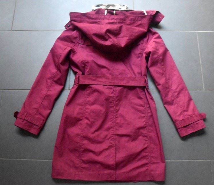 Burberry Giacche & Cappotti: Trench Coat  Burberry  - 12A – Usato da Collonges venduto da Auganien 1