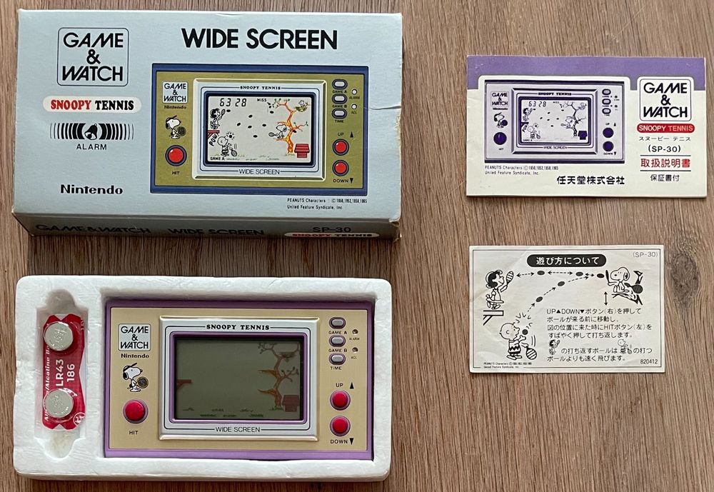 GAME & WATCH Spiel SNOOPY TENNIS (SP30) OVP (Gebraucht) in