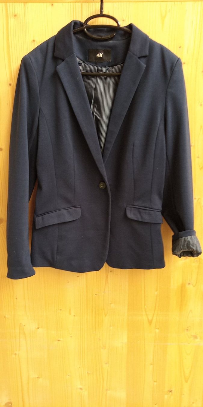 H&M Giacche: Blazer von H&M – Usato da Wängi venduto da Ladys_First 1