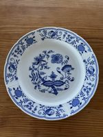 Schöner Teller Zwiebelmuster Porzellan 30cm Durchmesser blau