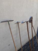 Gartenwerkzeug Spaten, Hacke, Schaufel oder Rechen