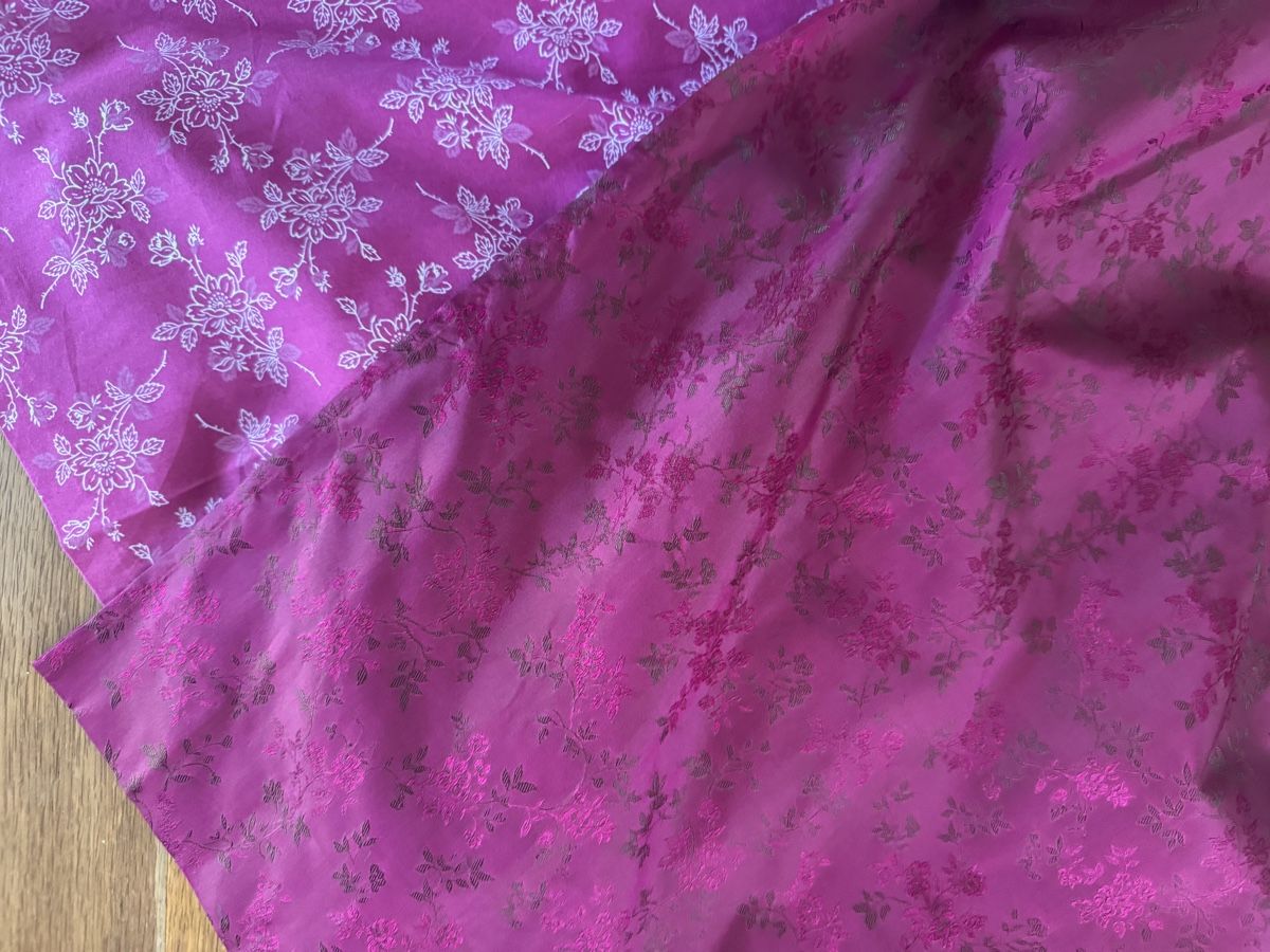 Vestiti: Dirndl – Usato da Saas im Prättigau venduto da Holliwood 3