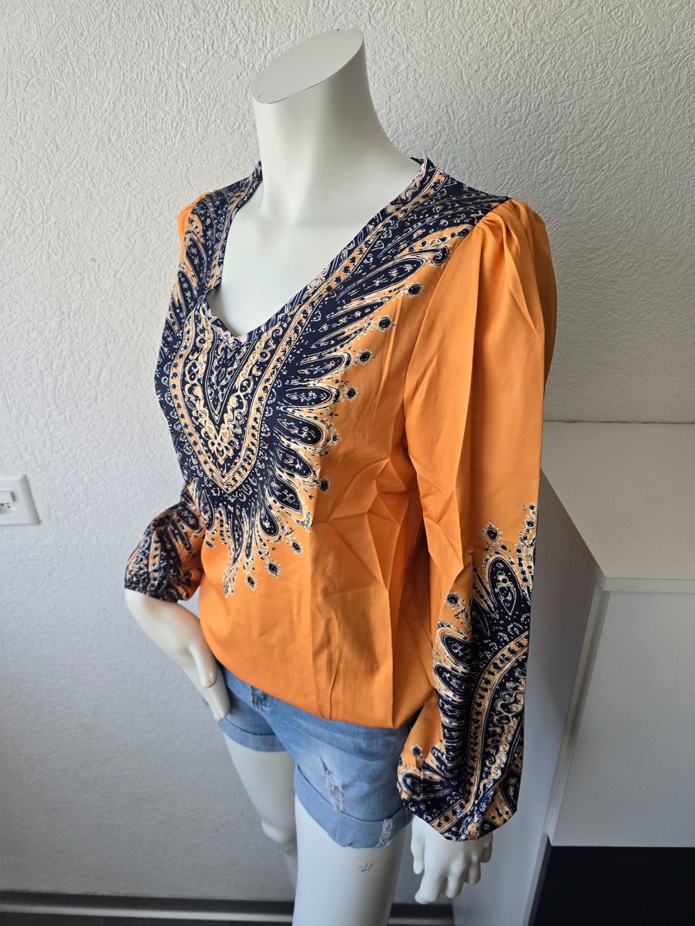 Camicette: Blouse T-M neuf – Nuovo e nell'imballaggio originale da Les Verrières venduto da kitel79 6