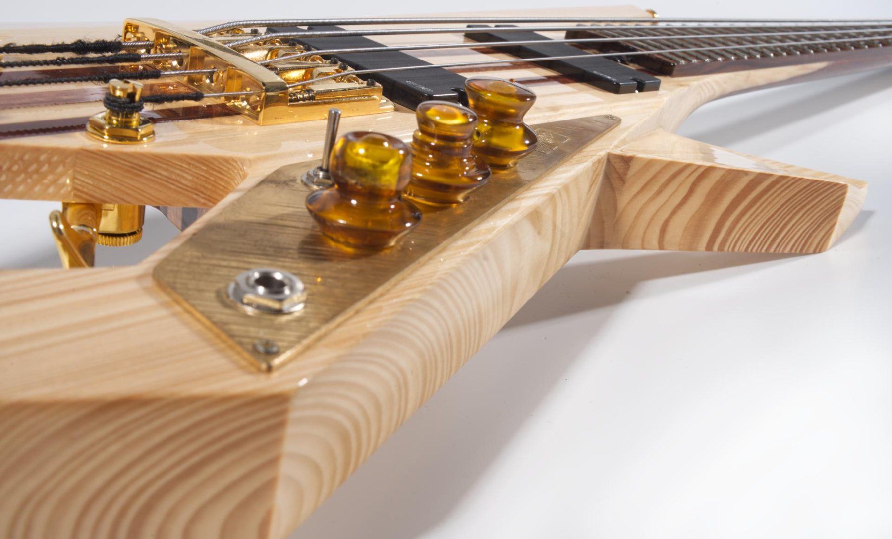 Strumenti musicali: INVERSE GUITARS Crayfish Bass – Nuovo e nell'imballaggio originale da Schaffhausen venduto da Saitensprung_SH 3