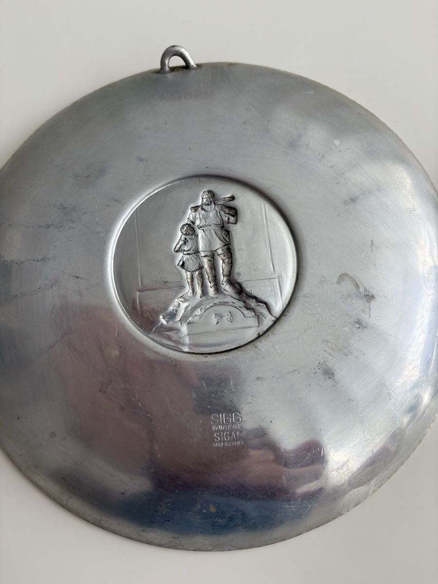 Piatti: Aluminium Wandteller Sigg  2 Stk. – Usato da Basel venduto da tar92 7