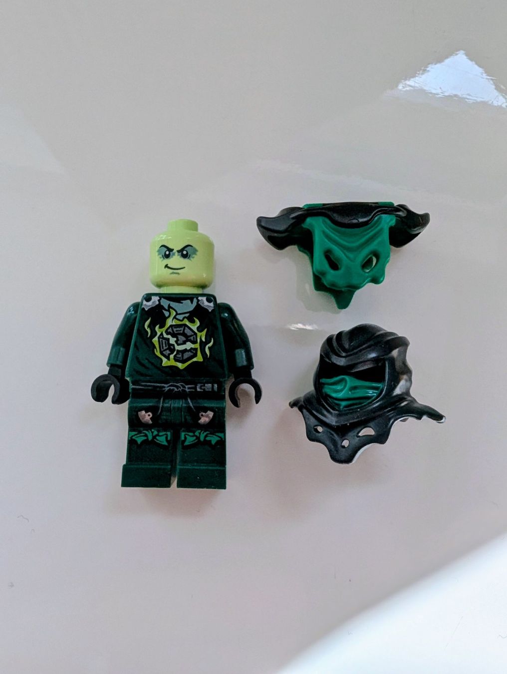 Lego Kit di costruzioni: Lloyd Possessed LEGO Ninjago 2015 – Usato da Neuchatel venduto da simochief 5