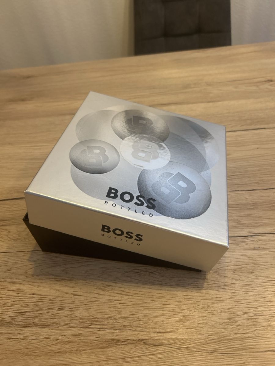 Hugo Boss Parfum & Eau de Toilette: BOSS Bottled Geschenkset Eau de Toilette & Deodorant – Neu (gemäss Beschreibung) aus Buchs SG von tim_dw97