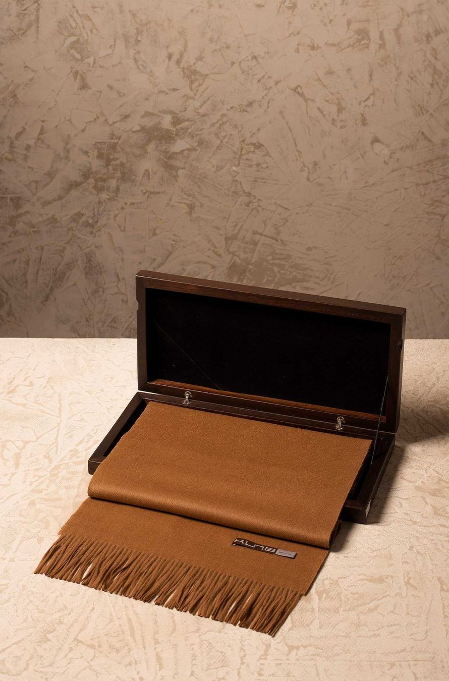 Foulard & Sciarpe: Vicuña / Vikunja Schal – Nuovo e nell'imballaggio originale da Winterthur venduto da luna.amachi 2