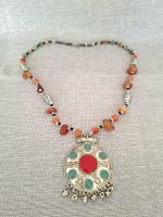 Collier bohème ethnique – Grand pendentif coloré