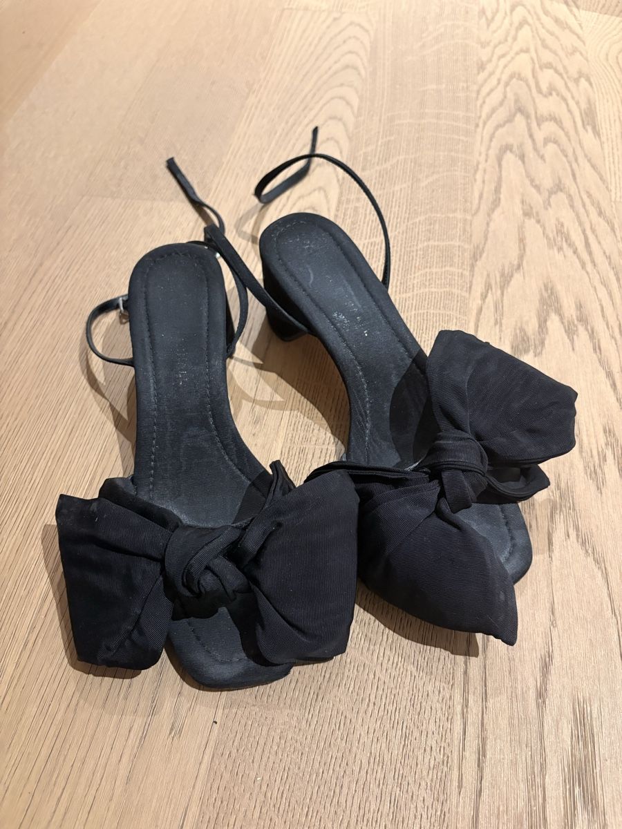 Loeffler Randall Scarpe da donna: Loeffler Randall Schuhe – Usato da Zürich venduto da Ahranna